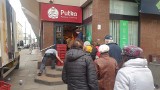 Jak sprzedają się rogale marcińskie w Łodzi? Gdzie są kolejki do cukierni i piekarni po rogale i chleb? Zobacz zdjęcia
