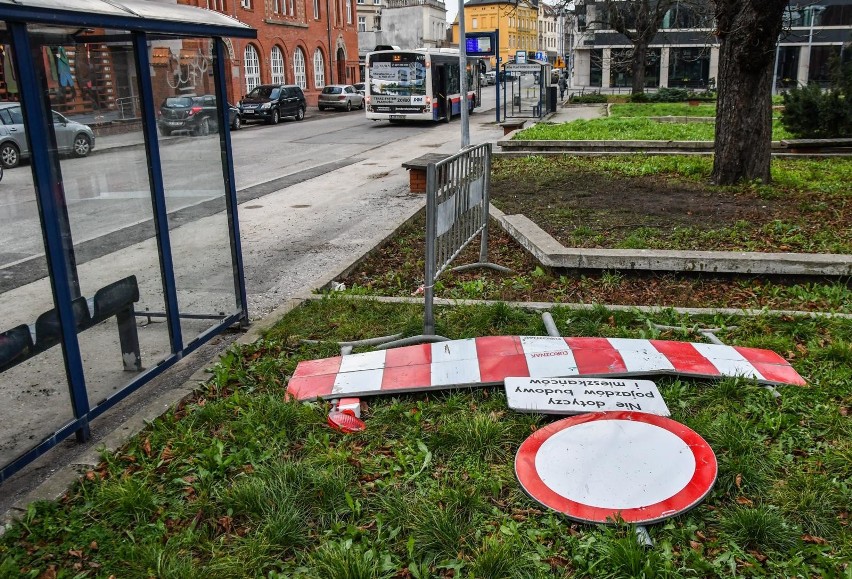 Wymienione zostanie również oświetlenie wewnętrznej części...