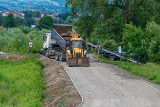 Nowy Sącz. Nad Kamienicą powstaje ścieżka dla pieszych, biegaczy i rowerzystów [ZDJĘCIA]