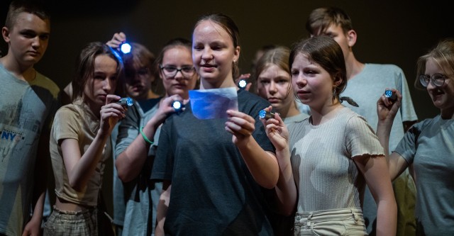 Sobotni spektakl przygotowali młodzi adepci sztuki teatralnej przy teatrze Chorea.