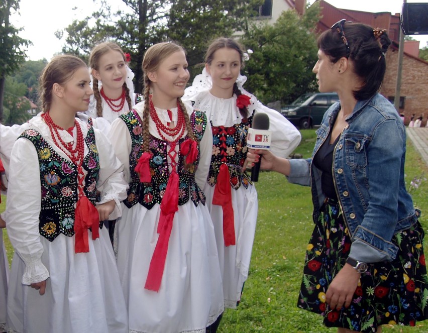 Odkryj Beskid Wyspowy. W sobotni deszczowy wieczór pokonali Korab, a w niedzielny słoneczny poranek wspięli się na Jaworz