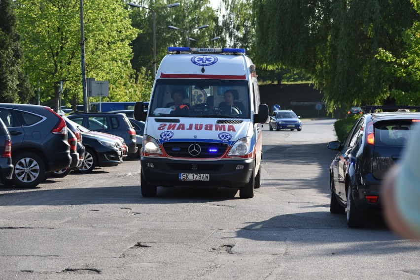 Postęp w akcji ratowniczej na Zofiówce. Pompy zaczęły usuwać...