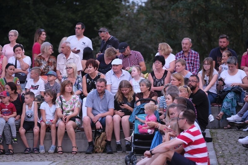 Sobota przyniosła kolejne teatralne atrakcje - wśród nich...