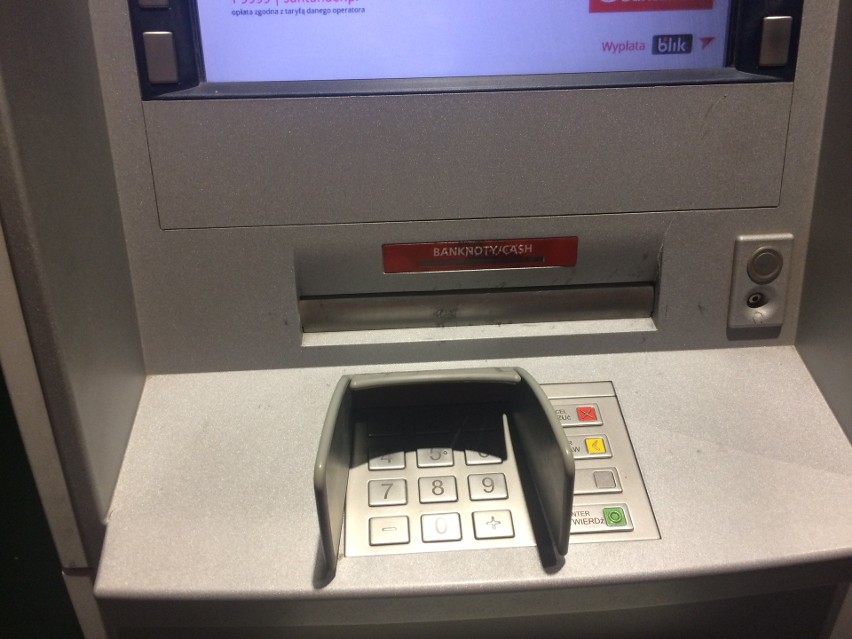 Bankomat zablokowany przez złodziei