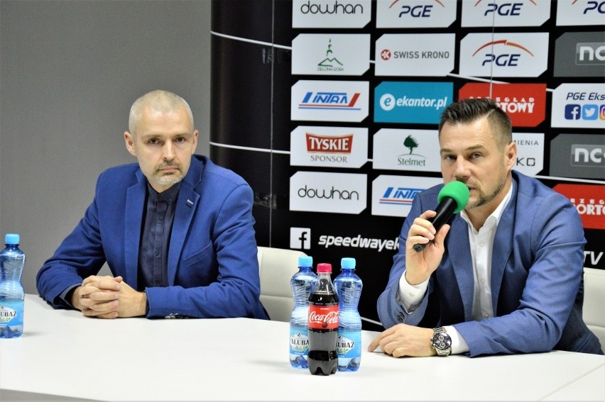 Radosław Krawczyk (z lewej), wiceprezes zarządu Milenium...