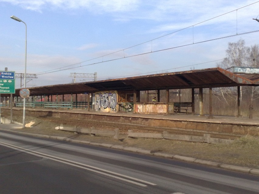 Okolice dworca w Załężu