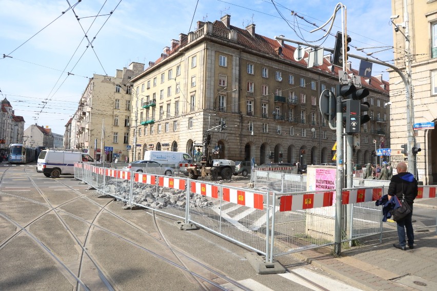 Remont torowiska przy ul. Świdnickiej ruszył 24 września.