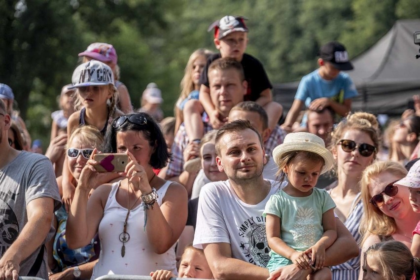 Niedziela to drugi dzień festiwalu LuxFest, który odbywa się...