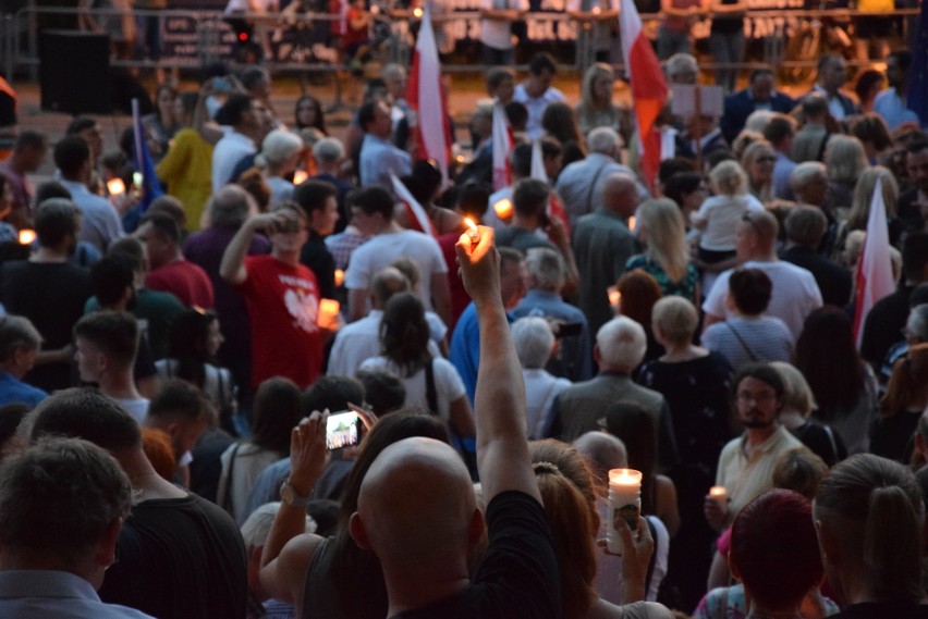 Czwartkowy protest przed Sądem Okręgowym w Katowicach