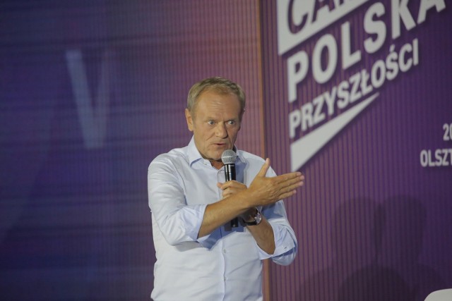 Przewodniczący PO Donald Tusk podczas debaty w ramach Campusu Polska Przyszłości w Olsztynie.