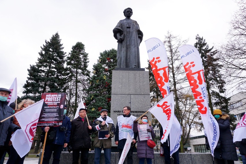 Lublin. Środowiska akademickie walczą o podwyżki. „Nie opłaca się być naukowcem” – twierdzą 