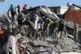 Ponad 100 godzin od trzęsienia ziemi. Spod gruzów ratownicy wyciągają kolejne żywe osoby. Zobacz wstrząsające WIDEO