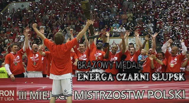 Po raz drugi w historii występów w koszykarskiej ekstraklasie koszykarze Czarnych Słupsk wywalczyli brązowy medal! Po emocjonującym spotkaniu pokonali Trefl Sopot.