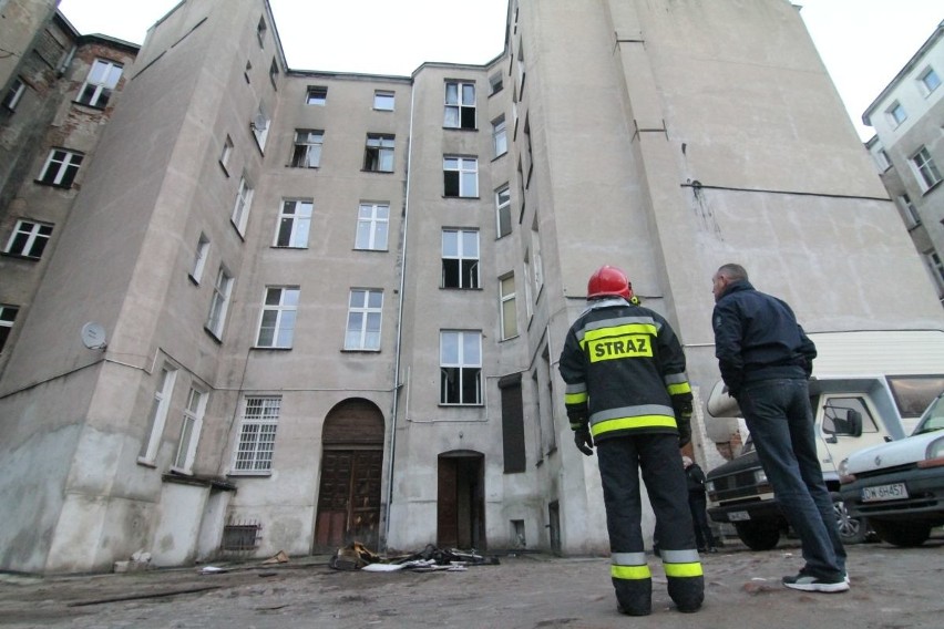 Pożar i ewakuacja mieszkańców na Nadodrzu