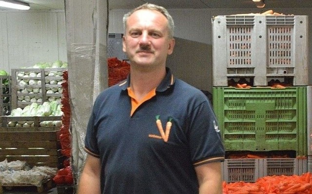 Mirosław Fucia, prezes Spółdzielni Producentów  Warzyw i Owoców Sielec w gminie Skalbmierz w powiecie kazimierskim, apeluje o udrożnienie przejść granicznych, by transport warzyw i innych produktów  rolnych odbywał się płynnie.