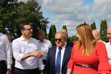 Premier Mateusz Morawiecki odwiedził szkołę w Morzycach w gminie Bytoń. Zdjęcia