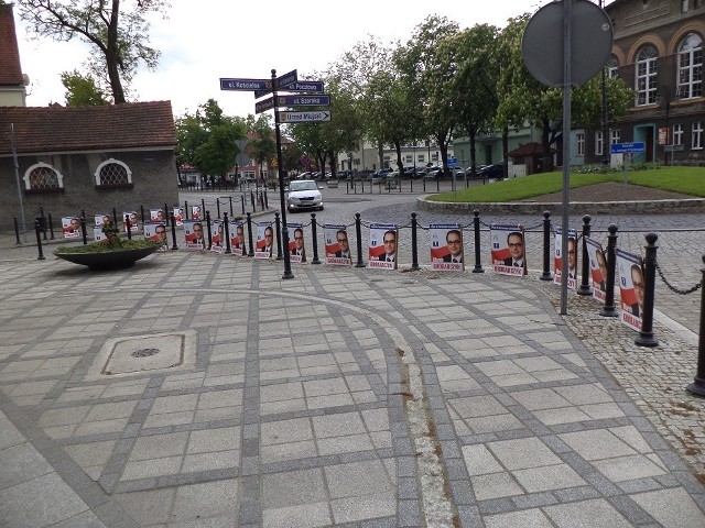 Poseł Gróbarczyk przyznał, że o plakatach powieszonych bez zgody urzędu dowiedział się... od nas.