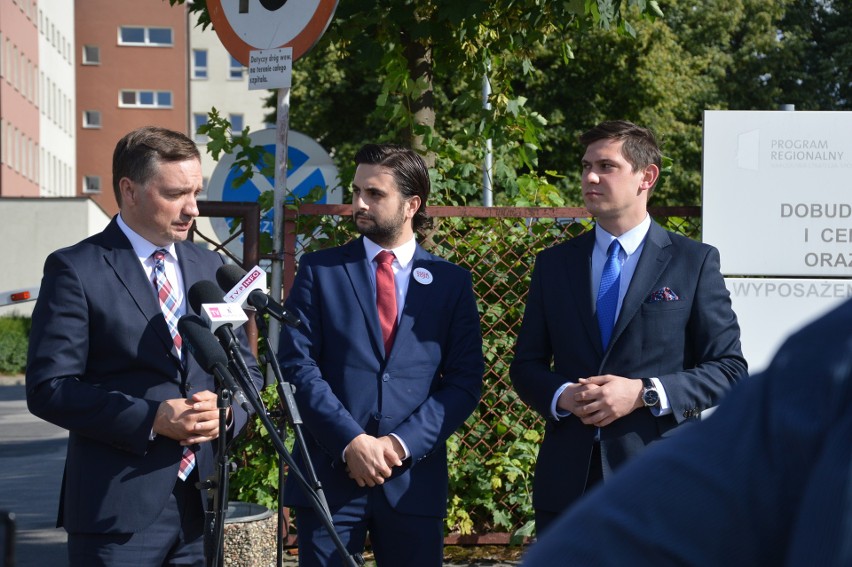 Proszowice. Minister sprawiedliwości Zbigniew Ziobro pomaga Andrzejowi Dudzie na finiszu kampanii