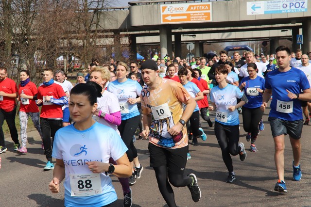W ubiegłym roku w biegu wzięło udział około 400 osób
