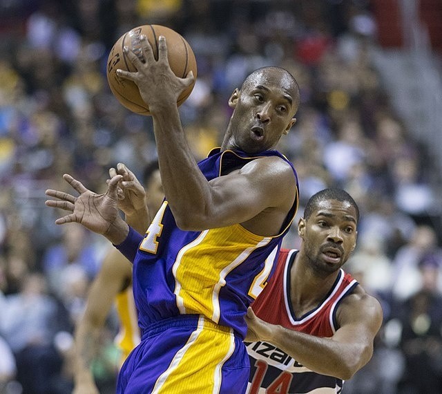 Kobe Bryant - koszykarz Los Angeles Lakers czarował na parkietach NBA