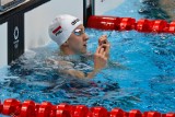 Katarzyna Wasick z medalem pływackich mistrzostw Europy na 50 m stylem dowolnym
