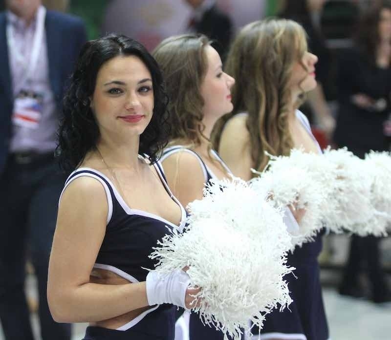 Christmas Cup: Cheerleaderki na meczu Polska - Czechy