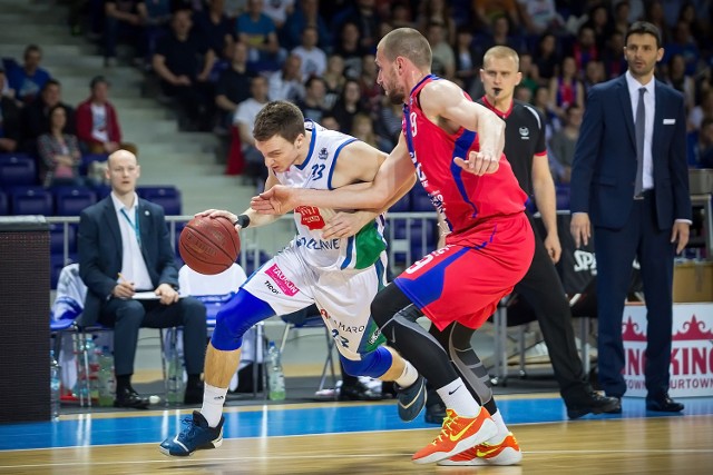 W 4. spotkaniu I rundy play off Anwil Włocławek pokonał Wilki Morskie Szczecin po dogrywce i awansował do półfinału mistrzostw Polski.