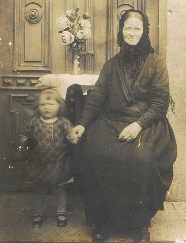 Paulina Klepin, babcia pana Alfonsa, zrobiła sobie to zdjęcie w 1904 roku. To najstarsze zdjęcie w archiwum rodzinnym Klepinów.