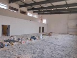 Remont w szkole podstawowej w Starej Błotnicy. Uczniowie będą mieli odnowioną salę gimnastyczną, a orkiestra własne miejsce na próby