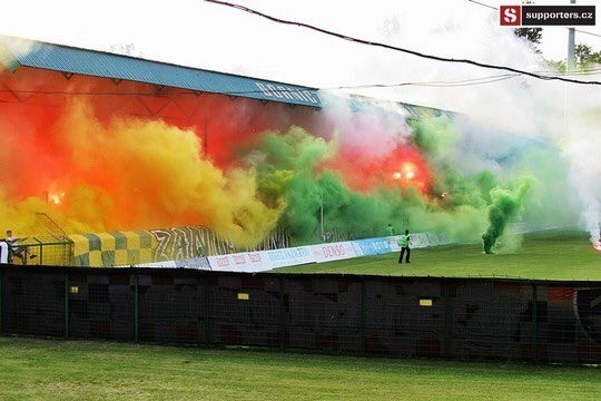 Podczas meczu z Banikiem na stadionie GKS Katowice...