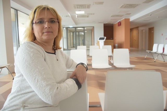 - Wystarczy raz pobrać numerek i można się rejestrować do wielu specjalistów - mówi rzeczniczka szpitala wojewódzkiego Agnieszka Wiśniewska.