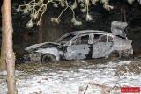 Tragedia pod Kłobuckiem. Podczas pożaru bmw zginął 26-letni mężczyzna. Prokuratura wszczęła śledztwo