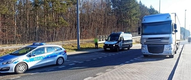 Pijany kierowca wiózł deski z Ukrainy do odbiorcy w rejonie Poznania