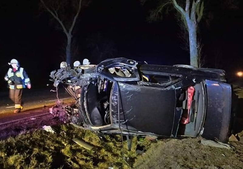 Wypadek na DK 42 między Praszką i Strojcem.