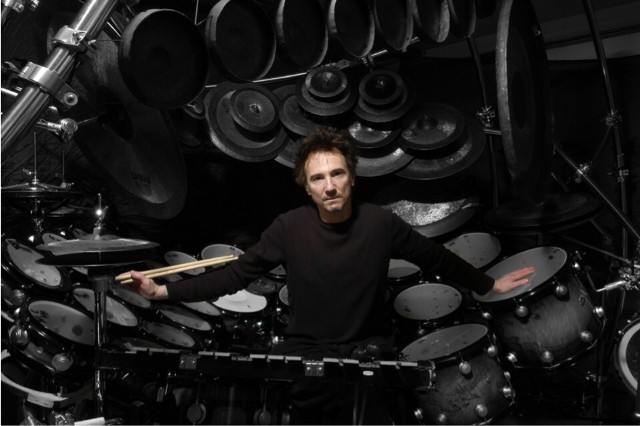 Podczas Drums Fusion 2018 Terry Bozzio 1 VI o 21.30 na Wyspie Młyńskiej zagra na największym na świecie zestawie perkusyjnym, wstęp wolny!