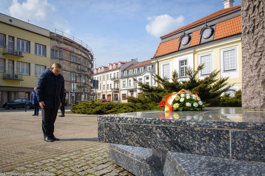 Prezydent Białegostoku Tadeusz Truskolaski upamiętnił...