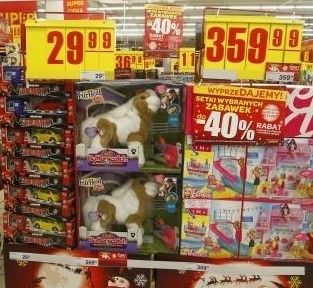Szczecin: Triki sprzedawców w gorączce przedświątecznych zakupówWarto sprawdzać ceny w różnych sklepach.