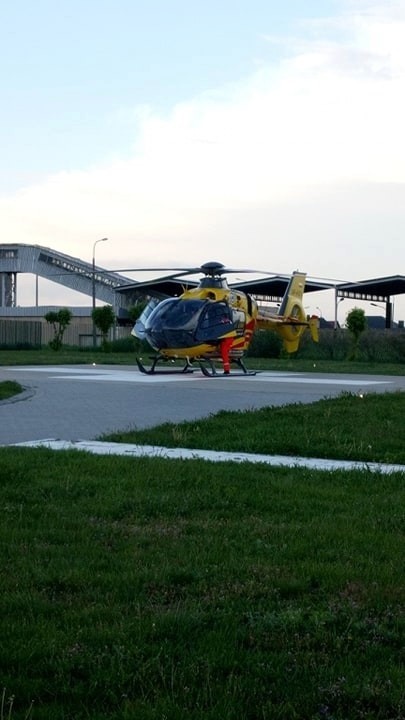 Chłopiec został przetransportowany do Uniwersyteckiego Szpitala Klinicznego w Opolu.