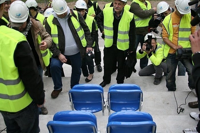 Nowe krzesełka na stadionie Lecha i nowy sponsor