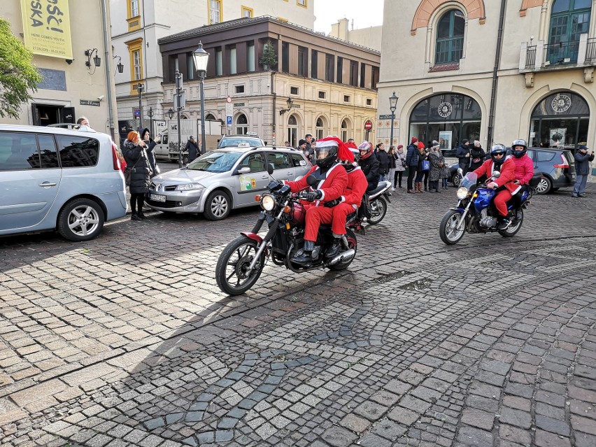 Motomikołaje 2019. Motocykliści po raz 14. spotkali się w...