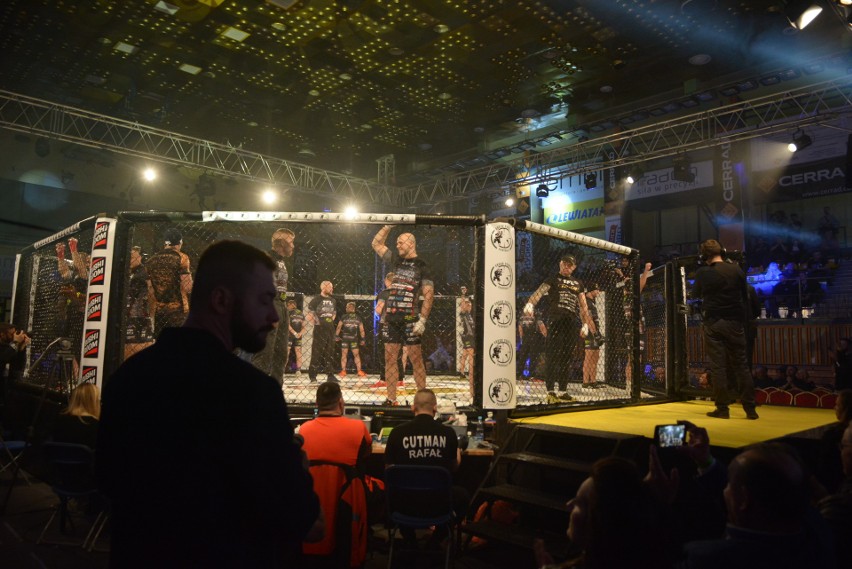 [DUŻO ZDJĘĆ] Bardzo udana gala MMA, Radom - Reszta Świata. Sprawdź wyniki!