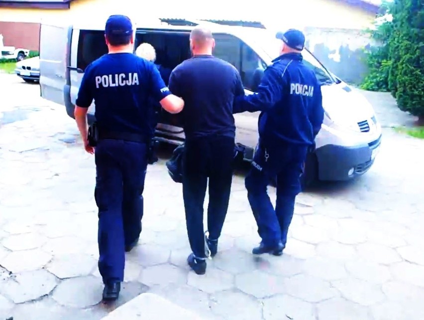 Policjanci z Żar zatrzymali podejrzanego o oszustwa 36-latka...