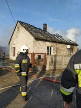 Gmina Warka. Pożar w miejscowości Palczew. Doszczętnie spłonął dom jednorodzinny