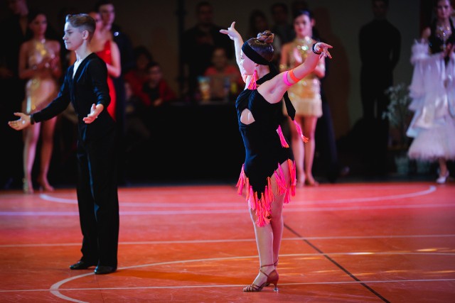 Kaja i Olek tańczą w kategorii 14-15 lat w klasie tanecznej C w tańcach standardowych i latynoamerykańskich