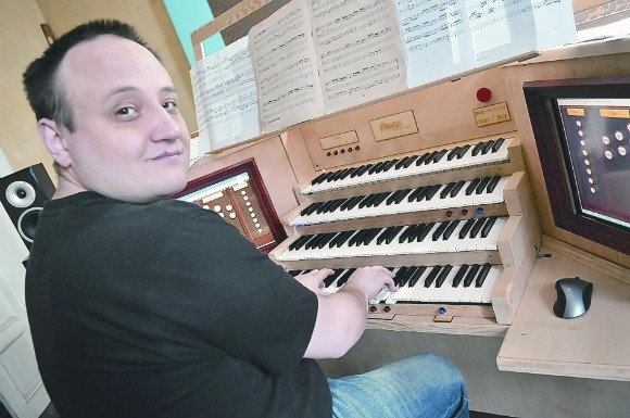 Ziemowit Brodzikowski - konstruktor organów, które brzmią jak te w kościele