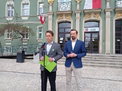 Od lewej: Andrzej Radziwinowicz i Przemysław Słowik