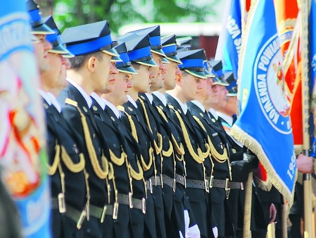 Ok. dwustu srażaków wypięło pierś po medal bądź awans...