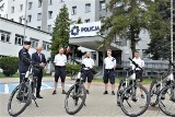 Miasto kupiło cztery rowery elektryczne. Włodarz Lublina przekazał jednoślady lubelskim policjantom