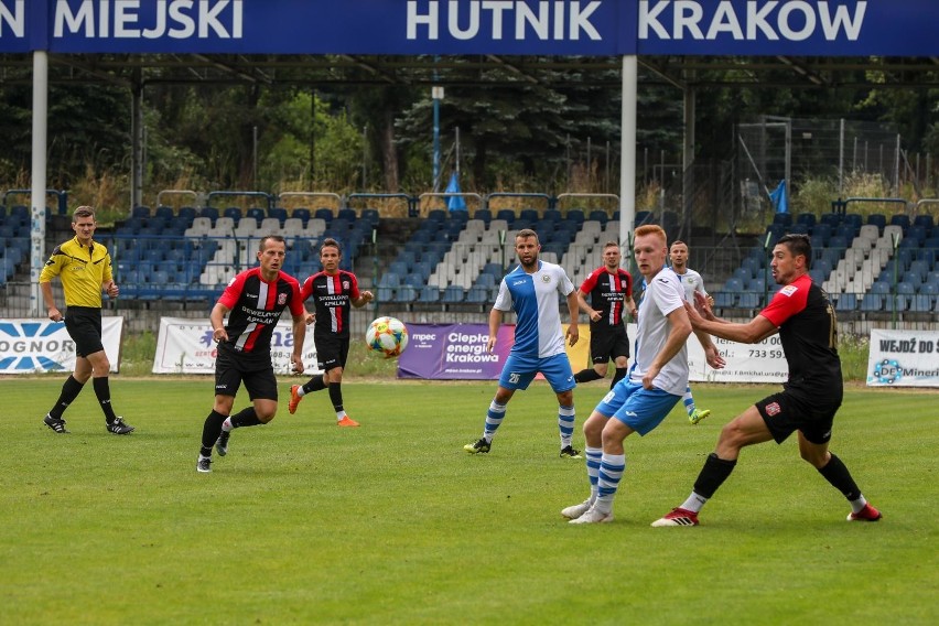 Hutnik - Resovia. 13 lipca drużyny zmierzyły się w sparingu.