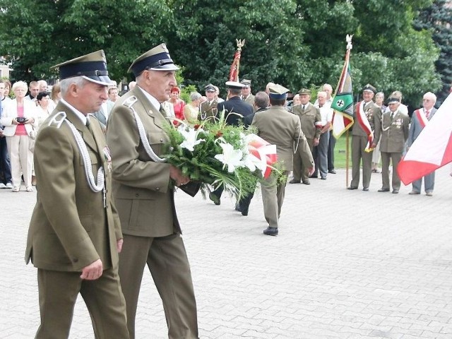 Na zdjęciu: sierżant Stefan Modrzejewski (z lewej) i st. sierżant Ryszard Podgórski. 